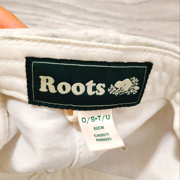 Roots cap - Picture 2 of 2